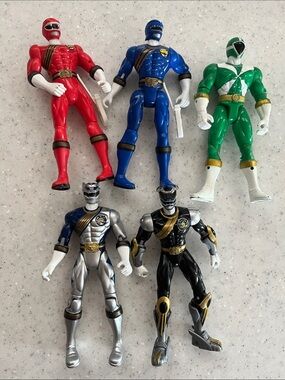 4 Vtg Power Rangers 2001 Bandai Action Figures +1 1999 Played With Condition